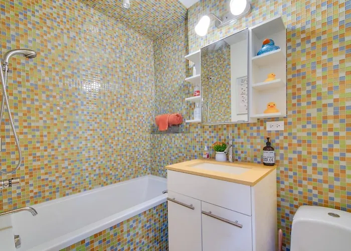 Riverfront Retreat W/ Outdoor Kitchen Holiday home Libertyville